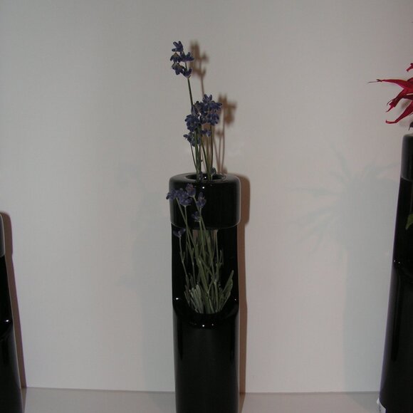 Mikasa Truck Bloom Set of 3 Vases Black Ceramic - Picture 14 of 16